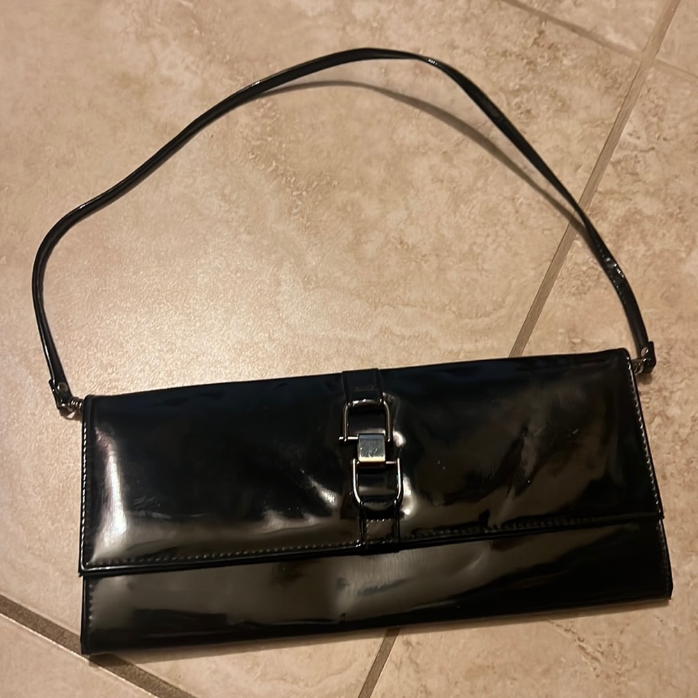 Clutch wallet purse. Nine West.